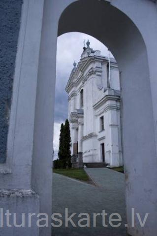 Krāslavas Sv. Ludviga Romas katoļu baznīca